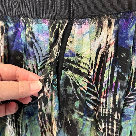 BCBMax Azria Tae Midnight Palm Print Silk Evening Gown Flowy Size 08 - Picture 11 of 13